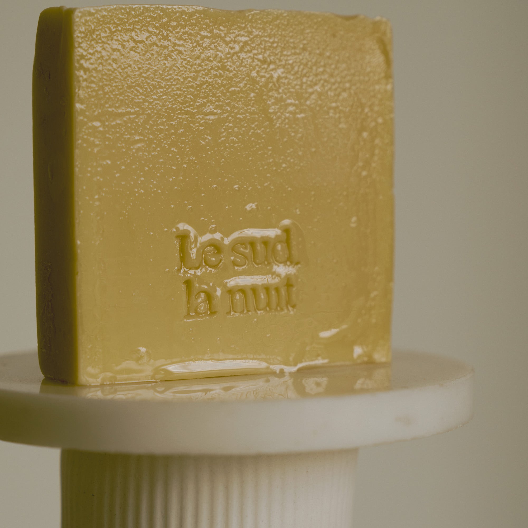 Perfumed soap - La sud, la nuit