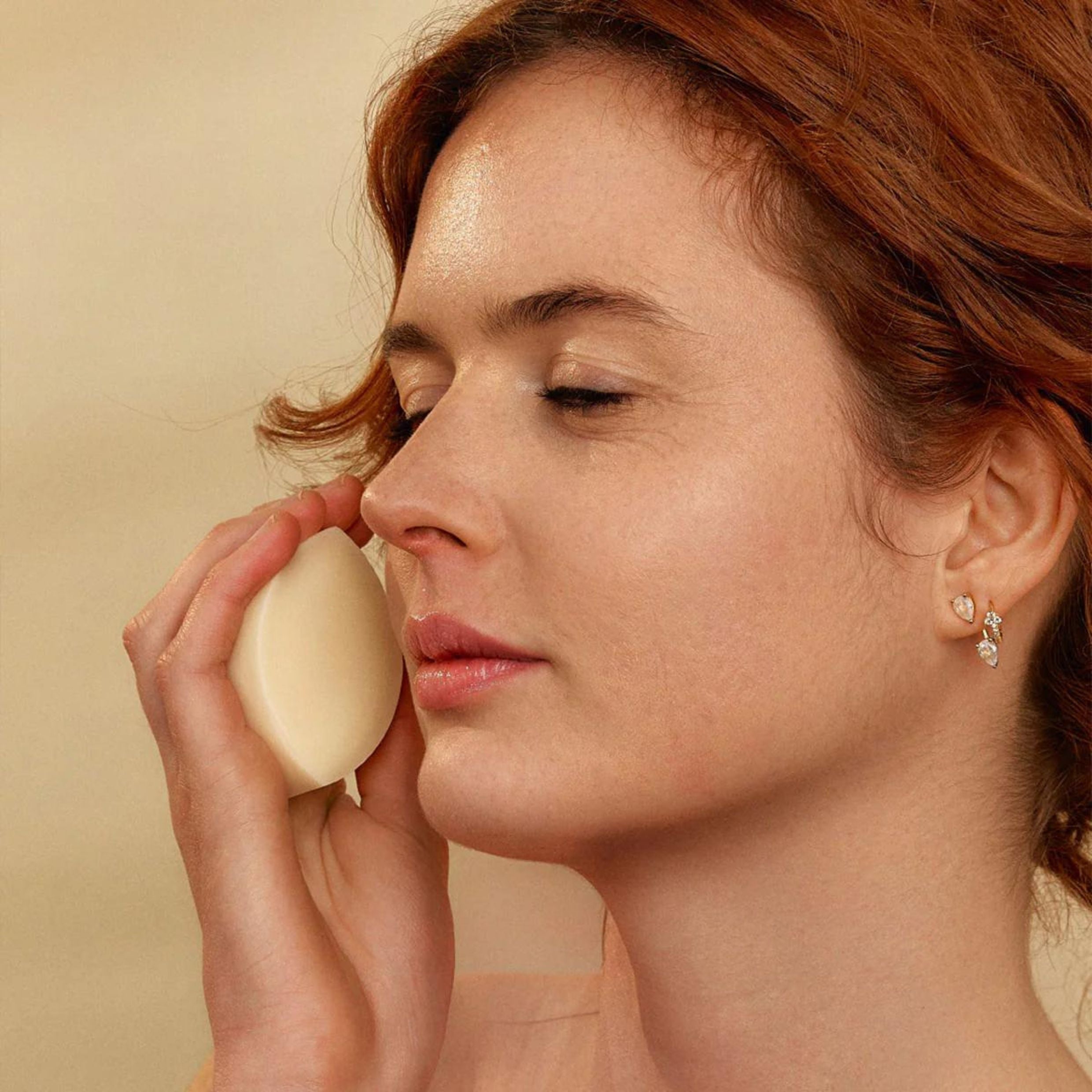 Solid cleansing milk