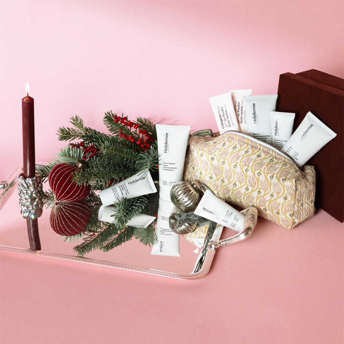 Christmas Disovery Pouch – Holidermie X Caravane