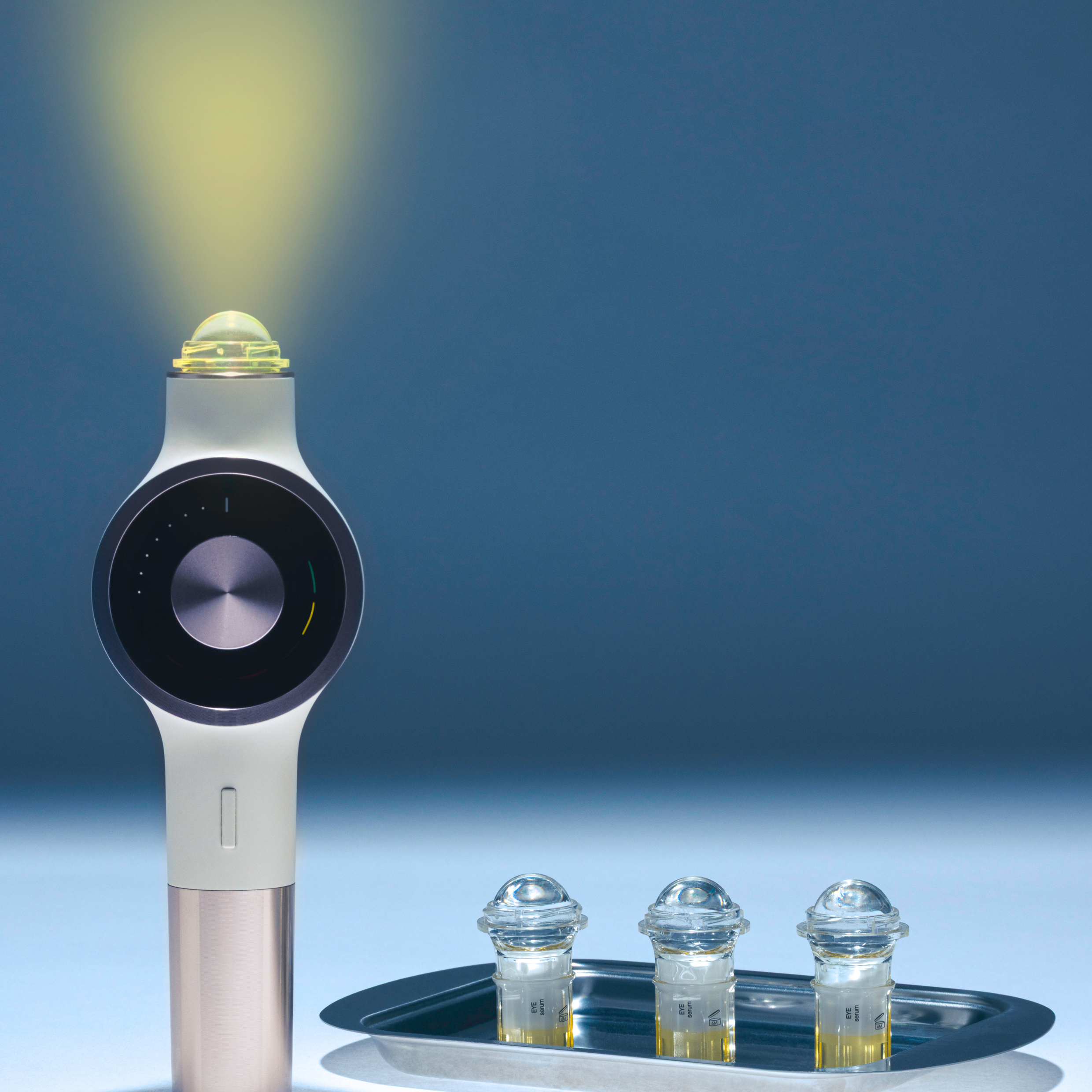 Small EYE capsule pouch