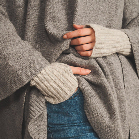 NOAH cashmere mittens - Pearl grey