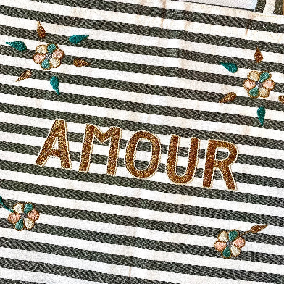 Amour embroidered Kossiwa bag